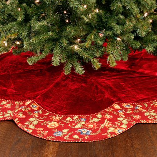 Christmas Tree Skirts And Stockings — Seasonal & Christmas